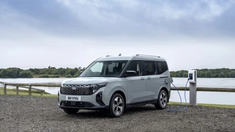 Prima maşină electrică produsă în serie, în România - Ford E-Tourneo Courier, asamblat la Craiova, va putea fi comandat în ţara noastră începând din noiembrie 2024