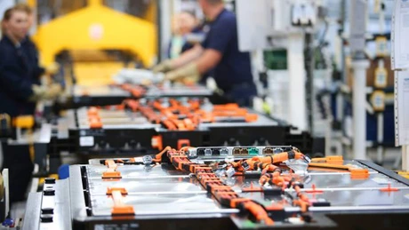 La uzina Ford Otosan Craiova a fost inaugurată o linie de asamblare a bateriilor pentru mașini electrice