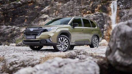 Subaru a îmbunătățit Forester. A șasea generație mizează pe tracțiune integrală și sistem mild-hybrid e-BOXER