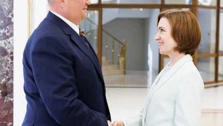 Ciucă: Îi îndemn pe cetăţenii Republicii Moldova să voteze cu Maia Sandu