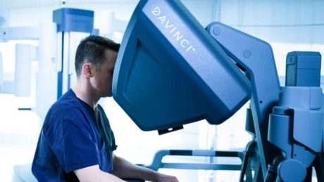 MedLife a cumpărat doi roboţi chirurgicali da Vinci cu peste 4 milioane euro