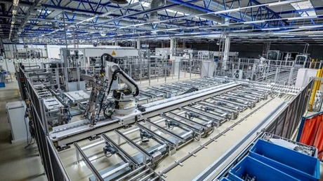 Bani europeni pentru o fabrică de panouri fotovoltaice în România
