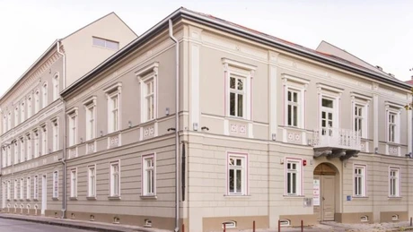Casa cu Ax de Fier din Timișoara, un monument istoric restaurat, a fost scoasă la vânzare pentru 5 milioane de euro