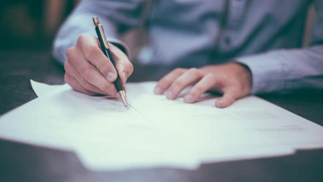 Numărul firmelor care şi-au suspendat activitatea a scăzut cu 30,37% în ianuarie 2025
