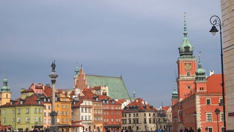 Polonia va cheltui 1,33 miliarde dolari pentru a menţine plafonarea preţului la electricitate