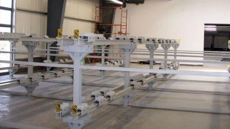 Acţionarii fabricii de utilaje pentru agricultură Sembraz încearcă din nou să vândă activele firmei din Sibiu cu 4,5 milioane de euro. Un hypermarket se construieşte în locul fabricii