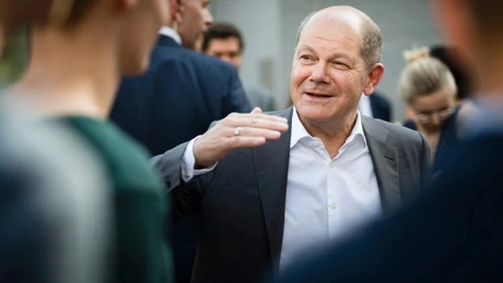 Olaf Scholz, critic față de poziția egoistă a lui Trump de a ajuta condiționat Ucraina
