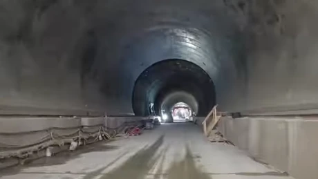 Autostrada A1 Sibiu - Pitești: Imagini cu forma finală a tunelului Daniela, prin care s-ar putea circula din toamna anului viitor
