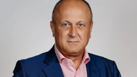 Dan Şucu deţine aproape integral Fotbal Club Rapid 1923 după ce a cumpărat 10% din firmă de la Victor Dan Angelescu