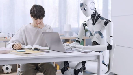 Alfabetizarea în domeniul inteligenţei artificiale, o necesitate crucială - studiu EY