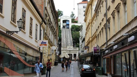 Vânzările comercianților croați au scăzut vineri cu 42%, ca urmare a unui boicot al consumatorilor revoltați de scumpirile masive din ultima perioadă