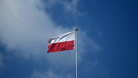 Polonia consideră foarte gravă situația creată prin abandonarea sprijinului american pentru Ucraina