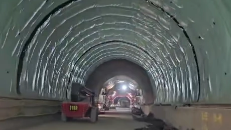 Ciolacu merge mâine să vadă cu ochii lui străpungerea primului tunel de autostradă din România, pe lotul 4 al A1 Sibiu-Pitești