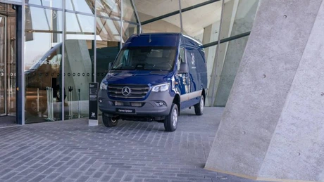 Mercedes-Benz a vândut, în 30 de ani, cinci milioane de unitǎți sprinter