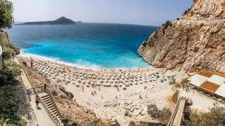Paralela45 organizează târg de turism online și offline cu reduceri de până la 45% pentru vacanțele verii