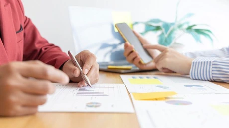 Cât mai valorează munca ta? O firmă din Constanţa vrea să angajeze ingineri constructori pe lefuri de 5.000 de lei - 7.000 de lei 