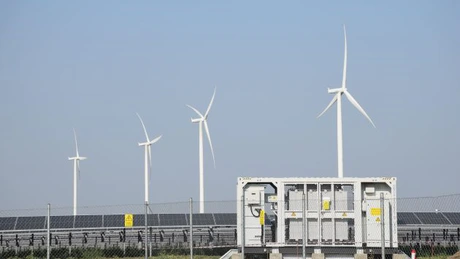 Orange și ENGIE semnează un nou contreact direct de livrare de energie verde (vPPA) în România, pe 10 ani