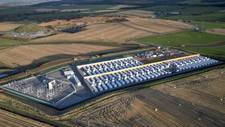 O baterie nouă a CATL, denumită Shenxing, care oferă o autonomie de 520 km. Bateria se încarcă la 80% în 15 minute
