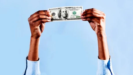 Politicile lui Trump au erodat încrederea în dolar, spune un înalt oficial BCE