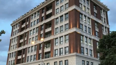 E oficial. Frații Pavăl, proprietarii Dedeman, își măresc imperiul imobiliar. Au mai cumpărat o clădire de birouri în București