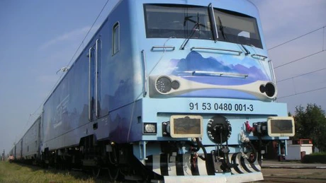 VIDEO CFR Călători reintroduce pe șine prima locomotivă Transmontana, fabricată de Softronic Craiova