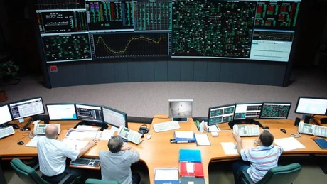 UPDATE Alertă în România - Consumul de energie electrică a scăzut acum la cel mai mic nivel din istorie. Zi provocatoare pentru Sistemul Energetic Naţional