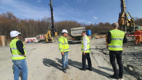 FOTO Autostrada A1 Sibiu - Pitești: WeBuild a adus români din diaspora să lucreze la secțiunea 3, cea mai lungă