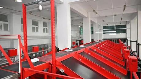 Poșta Română a cumpărat cu 500.000 de euro un echipament automat de sortare a coletelor, pe care l-a instalat la HUB-ul Regional Galați