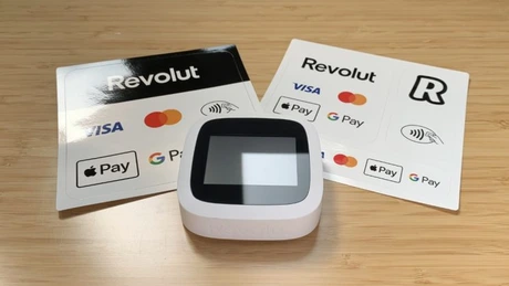 ”POS”-urile Revolut vor ajunge la 340 de parteneri autorizați ai Danubius Exim, distribuitor de terminale fiscale. Un Revolut Reader costă 40 de euro