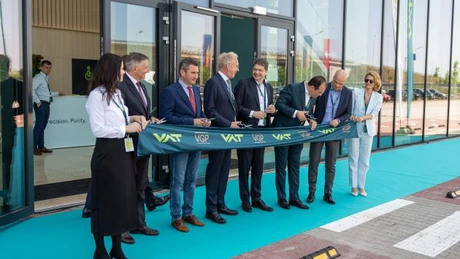Un gigant elvețian a deschis o fabrică în România, care a devenit hub operațional major pentru companie