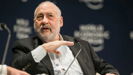 Șapte câștigători ai premiului Nobel pentru economie cer Franței să introducă un impozit special pentru cei mai bogați oameni din țară