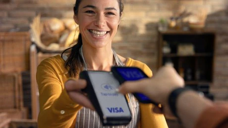 POS gratuit 6 luni pentru 135.000 de comercianți, prin programul ePOSibil, derulat de Visa și IMM România