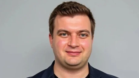 Încă un român dă lovitura în SUA cu un AI pentru companii. Startup-ul său a ajuns la valoarea de 2,5 miliarde de dolari
