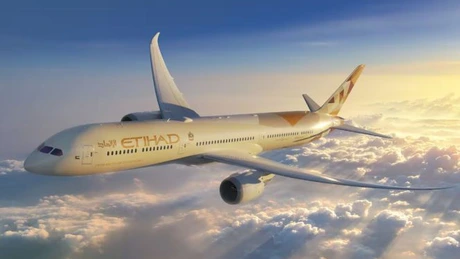 Etihad, cotată des ca cea mai bună companie aeriană din lume, lansează zborurile spre București