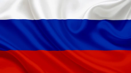 Oana Țoiu, ministrul de Externe, cere primăriei Tulcea să îndepărteze steagul Rusiei, arborat în fața unei clădiri din patrimoniul orașului