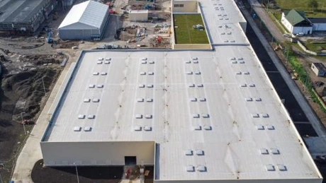 Afacerile nemţilor de la Knauf în România: marjă de profit net de 7% a Knauf Gips cu o fabrică la Aghireșu şi pierdere de 83 de milioane lei la Knauf Insulation, pe fondul investiţiilor masive în fabrica din Târnăveni