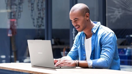 Salariile oferite acum experţilor în administrarea Google şi Facebook Ads şi ce firme-i angajează