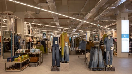 AB Foods, proprietarul lanțului de retail Primark, estimează rezultate mai slabe pentru 2026