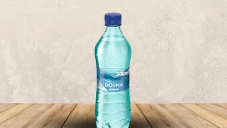 Preț maxim de 3 lei impus pentru sticla de apă de 500 ml. în orice aeroport, gară sau benzinărie. Proiect de lege