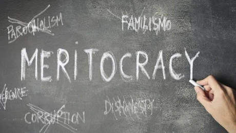 Meritocraţia - îngenuncheată de privilegiu: toţi contribuabilii au plătit 8,7 miliarde de lei pentru pensiile speciale ale unei caste de 11.500 de civili din 2018 până în 2024, sumă nemeritată în funcţie de CAS. Peste 80% din sumă, adică 7 miliarde de lei, doar magistraţilor – analiză exclusivă