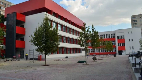 UPDATE Directorii de la școala 195 - Hamburg din București au revenit asupra deciziei de a demisiona - Edupedu