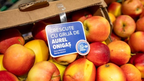 Câte fructe și legume românești a reușit Carrefour să pună pe rafturile magazinelor din România. Retailerul cumpără de la 390 de familii de producători