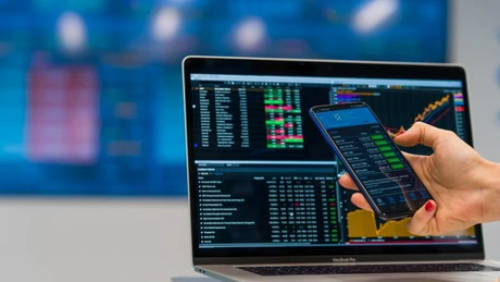 Bursa a deschis în creştere pe majoritatea indicilor şedinţa de vineri