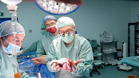 Asigurarea medicală BCR care îți dă acces la tratamente medicale premium, oriunde în lume costă circa 160 de lei pe lună pentru un adult