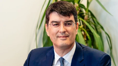 EXCLUSIV Șeful celei mai noi bănci din România: Zero comisioane în primele luni. Model italian, unicat în România. Intesa Sanpaolo merge spre autorități locale și IMM, după achiziția First Bank