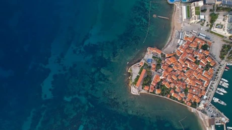 Paralela45 organizează târg de turism online și offline, cu reduceri de până la 50% și avans de 10% la rezervare