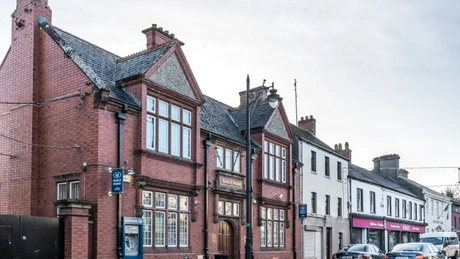 Guvernul irlandez obligă băncile să aibă instalate bancomate pe o rază de 10 km de zonele în care se află 97% din populație