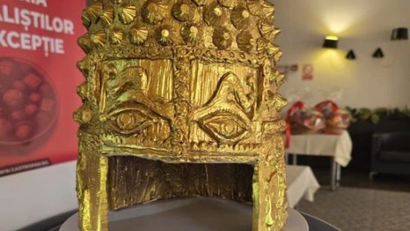 Coiful de la Coțofenești realizat din ciocolată, poate fi văzut la festivalul Chocolate Saga din Iași