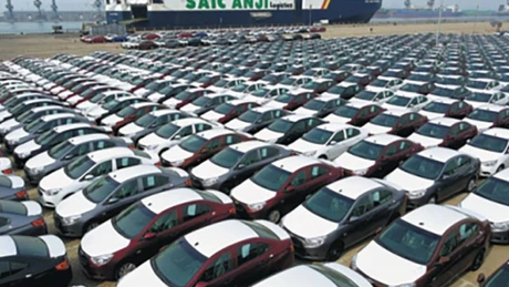 China pregăteşte o nouă etapă a invaziei cu maşini electrice. Giganţii auto se grăbesc să cucerească noi pieţe după ce se confruntă acasă cu eliminarea unor subvenţii - analiză eToro