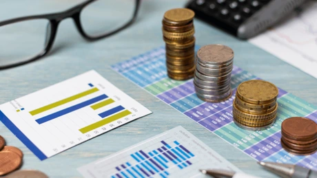 Semne de criză? Băncile încep să închidă robinetul creditelor, dar dau dobânzi mai mici celor care se califică